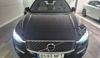 VOLVO XC60 2.0 B5 G MHEV Core Auto AWD 2025 completo