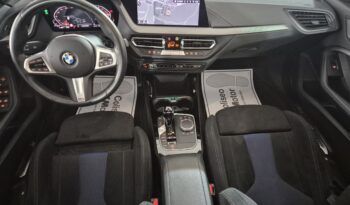 BMW Serie 1 118i M Sport Automático 2023 completo